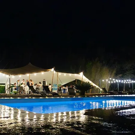 Avec Piscine A La Campagne Proche فيلة